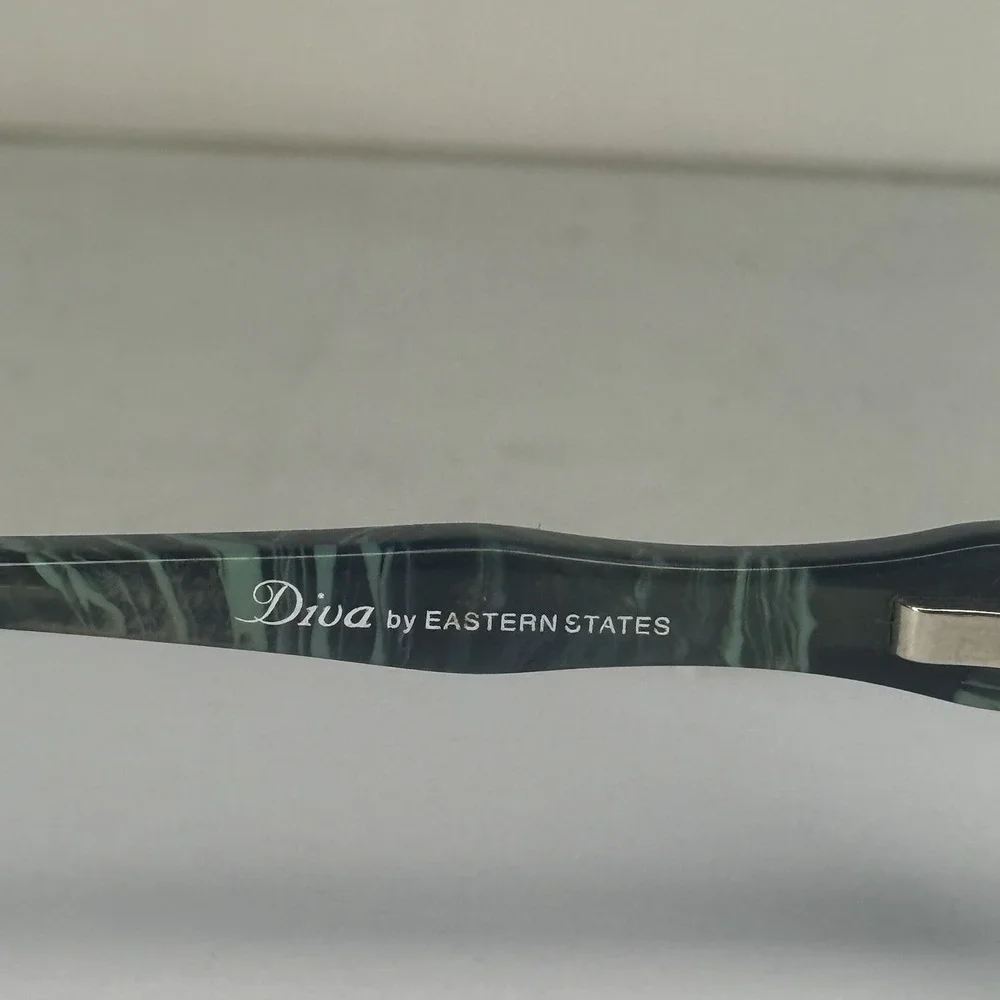 Diva‎ by Eastern States Eyeglasses Frames Only 5448 C.C02 53-18-143 Green